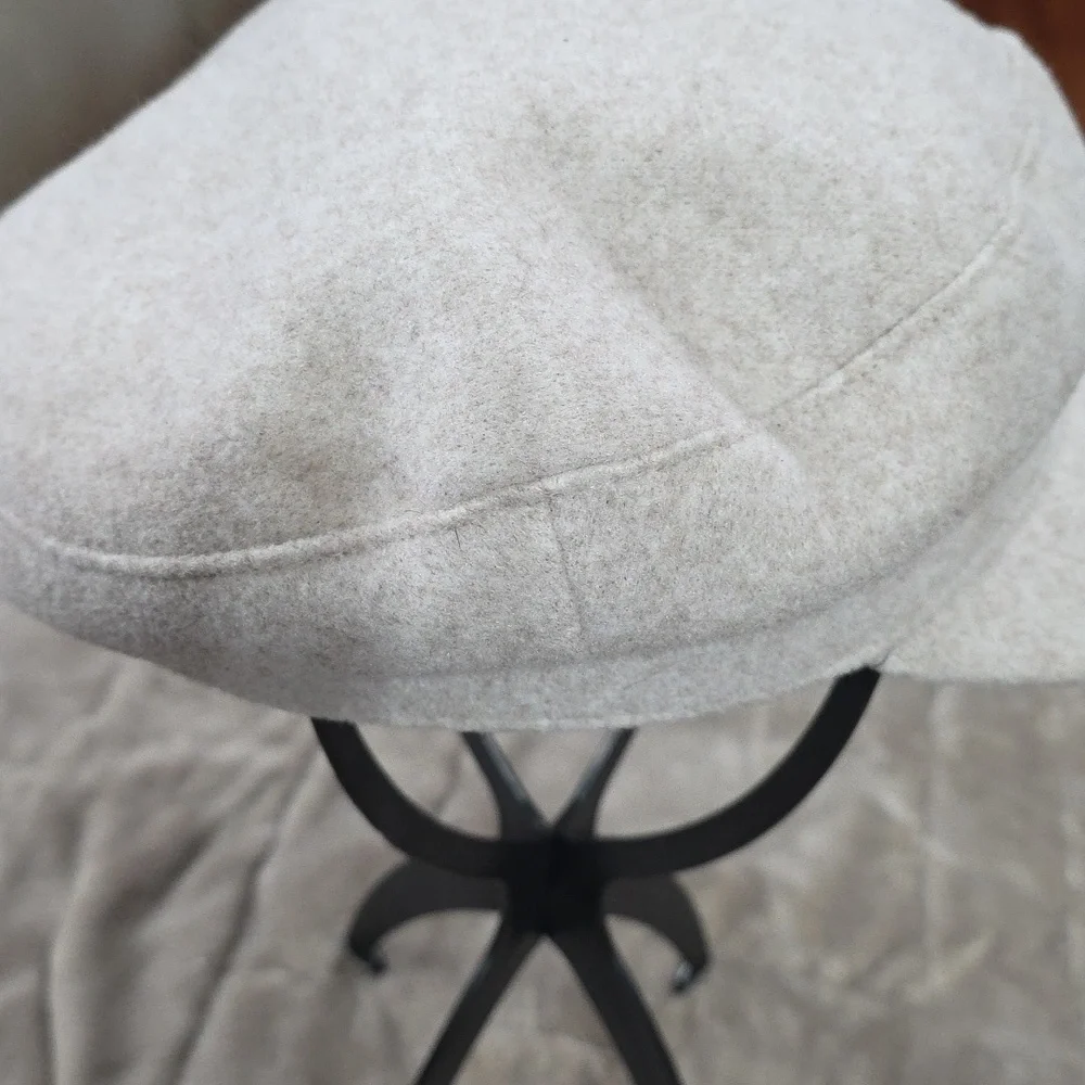 NWT Time And Tru Women's Cabbie/Newsboy Hat‎ Oatmeal Recycled Polyester Felt